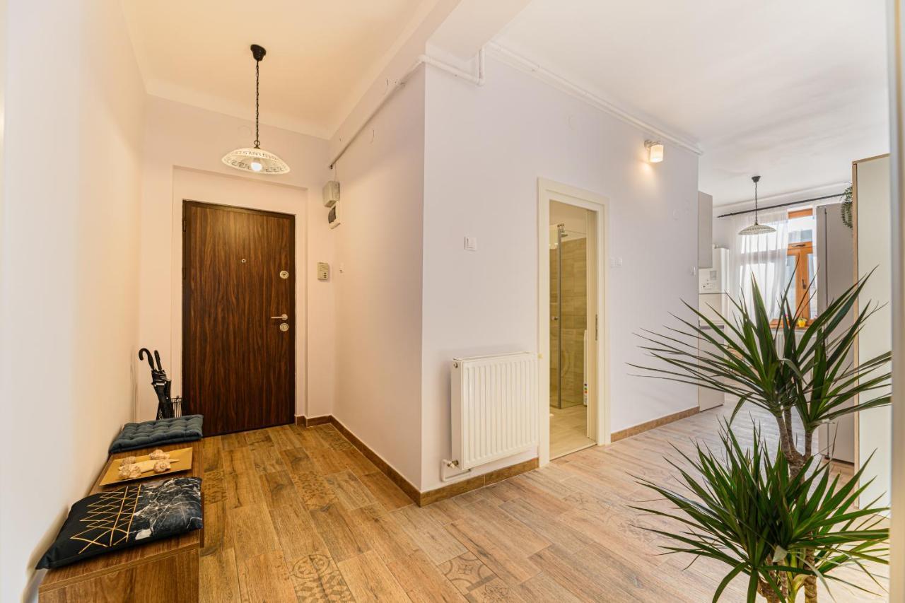 Chic&View Brasov Apartment Eksteriør bilde