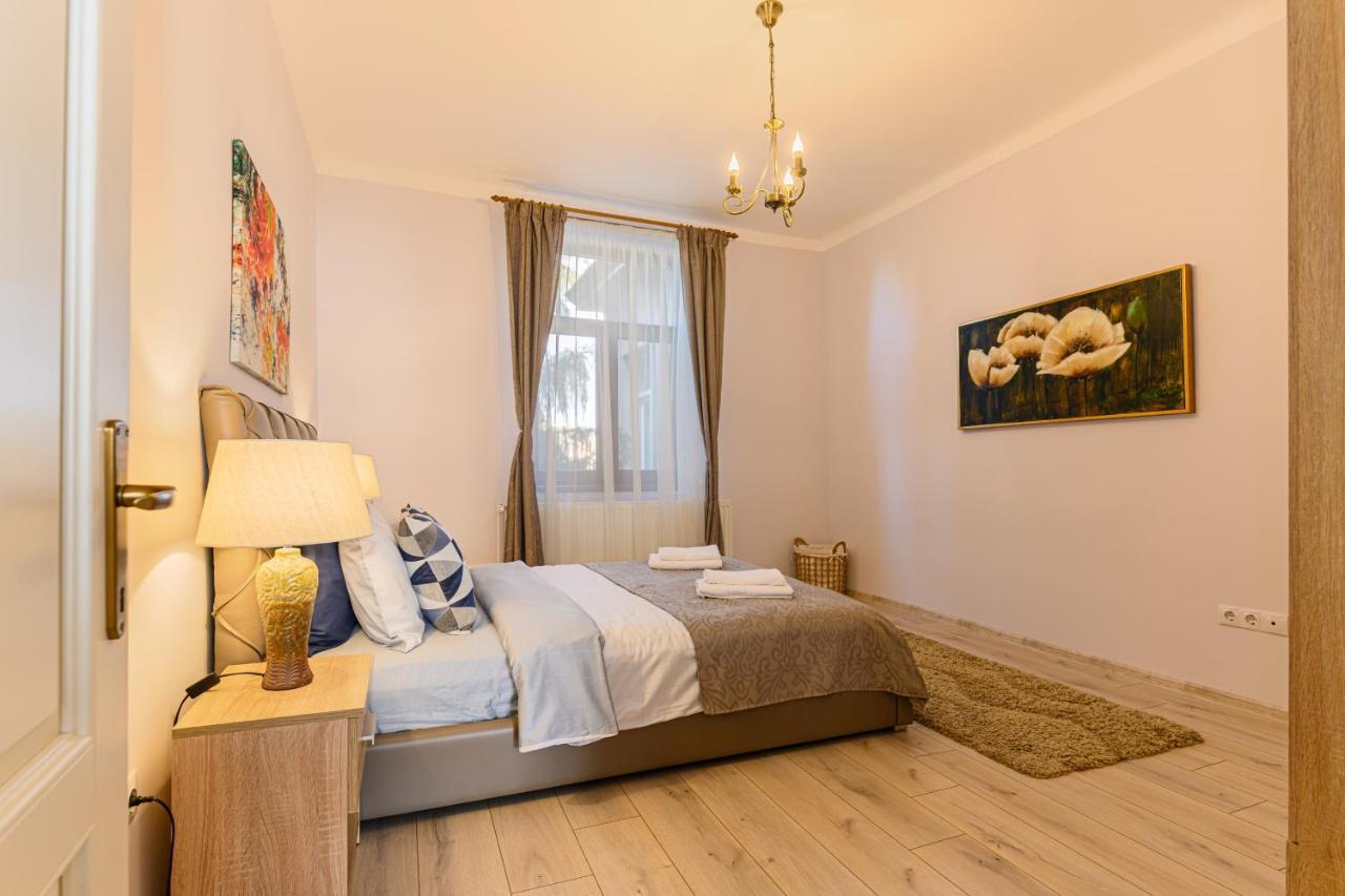 Chic&View Brasov Apartment Eksteriør bilde